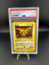 1999 Wizards of the Coast Pokémon Game Zapdos #16 Shadowless PSA 4 - front