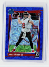 2021 Panini Donruss Optic Kyle Trask Rated Rookie Blue Velocity #209 - front