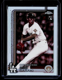 2025 Topps Chrome Baseball Roki Sasaki Rookie Card USC73 Los Angeles Dodgers - front