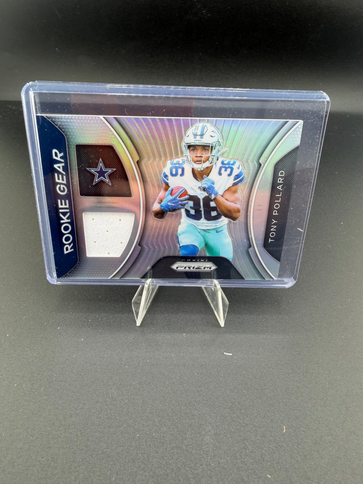 2019 Panini Prizm Rookie Gear Tony Pollard Dallas Cowboys Memorabilia Card RG-TP - front