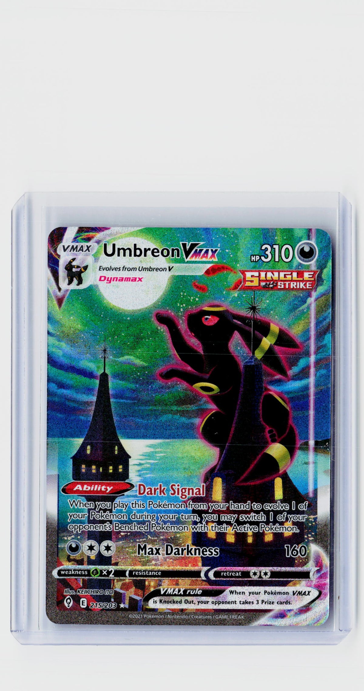 2021 Pokémon Evolving Skies Umbreon VMAX Alt Art SEC #215/203 - front