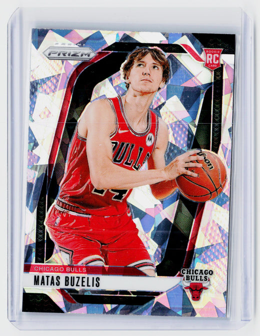 Matas Buzelis 2024-25 Panini Prizm Cosmic Rookie Card #252 Chicago Bulls - front