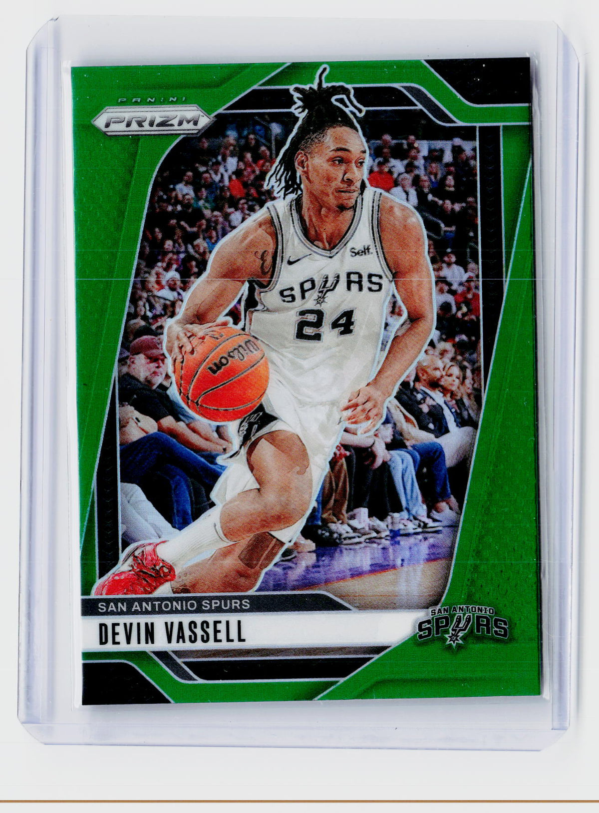 2024-25 Panini Prizm Devin Vassell Green Prizm #25 San Antonio Spurs - front