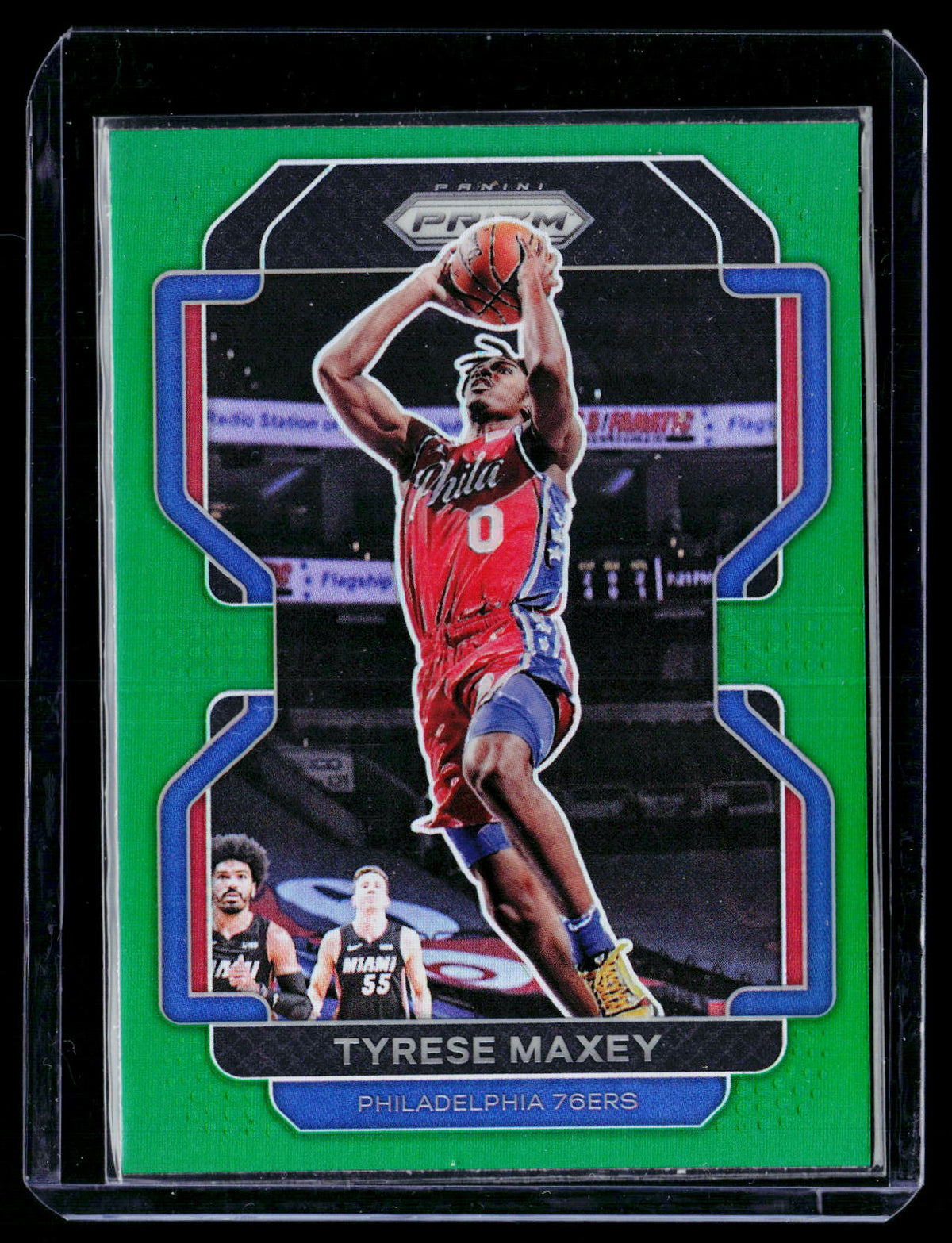 2021-22 Panini Prizm Green Prizm Tyrese Maxey #28 Philadelphia 76ers - front