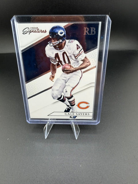 2016 Panini Prime Signatures Gale Sayers #151 Chicago Bears - front