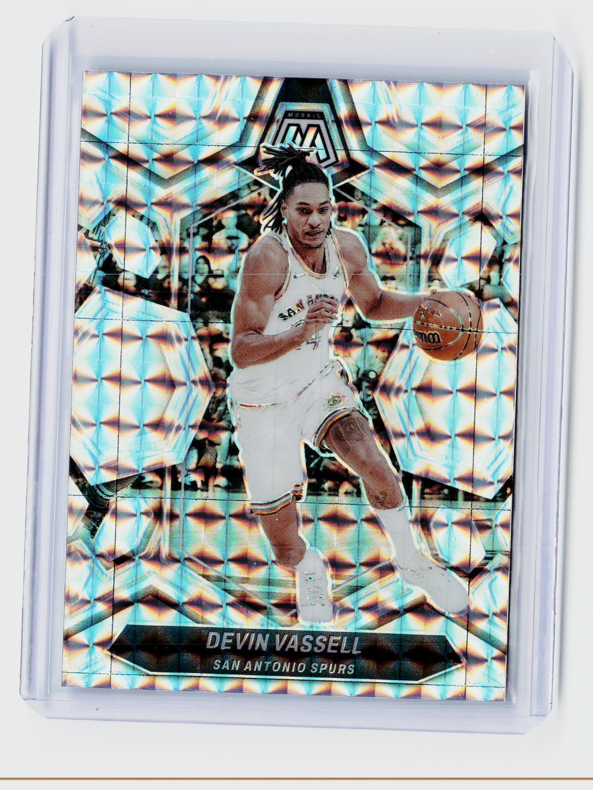 2023-24 Panini Mosaic  Devin Vassell #154 San Antonio Spurs - front