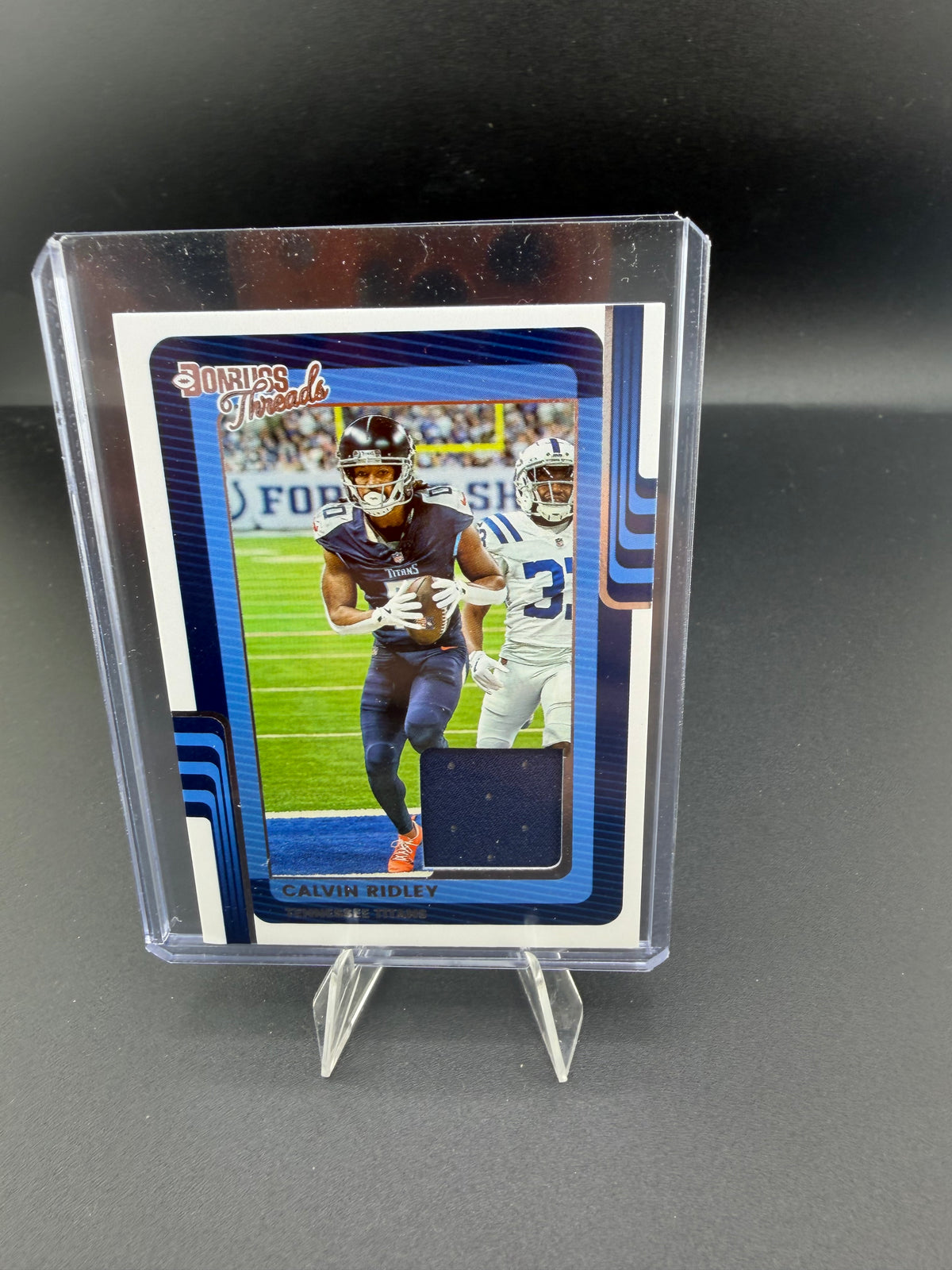 2025 Panini Donruss Threads Calvin Ridley Tennessee Titans Memorabilia Card #DTH-CRY - front